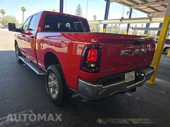 2026 Ram 2500 Big Horn Crew Cab Medium Bed - miniatura 6