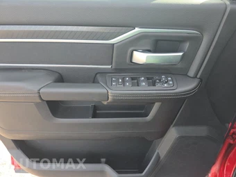 2026 Ram 2500 Big Horn Crew Cab Medium Bed - miniatura 9