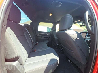 2026 Ram 2500 Big Horn Crew Cab Medium Bed - miniatura 16