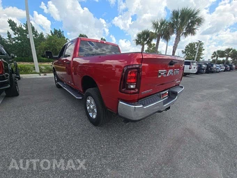 2026 Ram 2500 Big Horn Crew Cab Medium Bed - miniatura 2