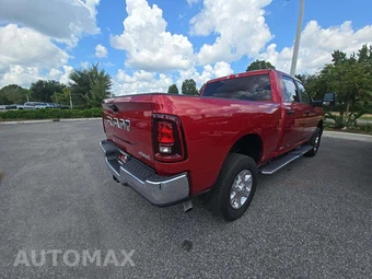 2026 Ram 2500 Big Horn Crew Cab Medium Bed - miniatura 3