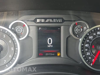 2026 Ram 2500 Big Horn Crew Cab Medium Bed - miniatura 12