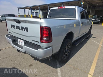 2026 Ram 2500 Big Horn Crew Cab Medium Bed - miniatura 4