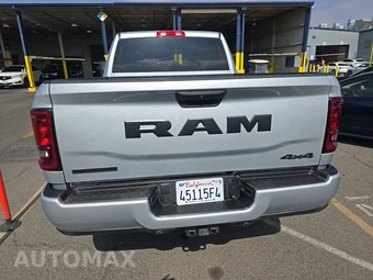 2026 Ram 2500 Big Horn Crew Cab Medium Bed - miniatura 5