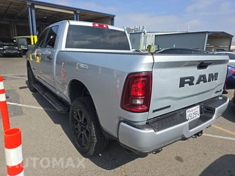 2026 Ram 2500 Big Horn Crew Cab Medium Bed - miniatura 6