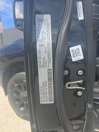 2026 Ram 2500 Big Horn Crew Cab Medium Bed - miniatura 2