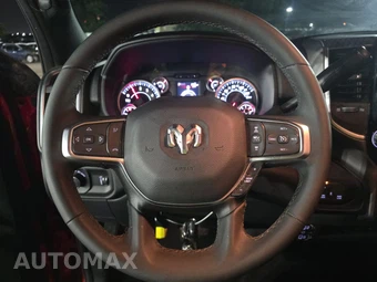 2026 Ram 2500 Big Horn Crew Cab Medium Bed - miniatura 10