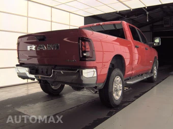 2026 Ram 2500 Big Horn Crew Cab Medium Bed - miniatura 4