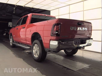 2026 Ram 2500 Big Horn Crew Cab Medium Bed - miniatura 6