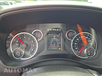 2026 Ram 2500 Big Horn Crew Cab Medium Bed - miniatura 9