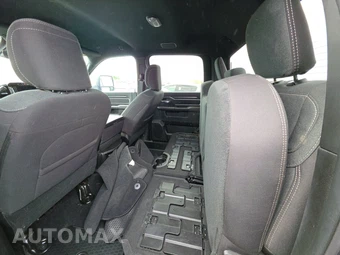 2026 Ram 2500 Big Horn Crew Cab Medium Bed - miniatura 13
