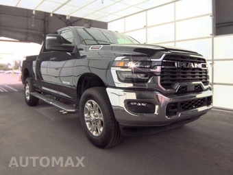 2026 Ram 2500 Big Horn Crew Cab Medium Bed - miniatura 3