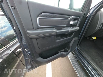 2026 Ram 2500 Big Horn Crew Cab Medium Bed - miniatura 9