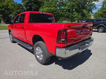 2026 Ram 2500 Big Horn Crew Cab Medium Bed – miniatura 2