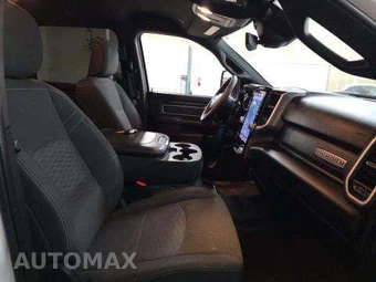 2026 Ram 2500 Big Horn Crew Cab Medium Bed – miniatura 18