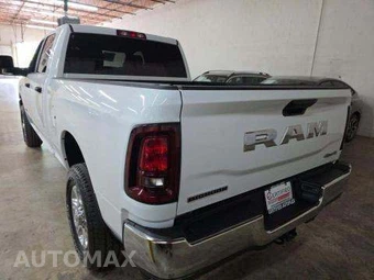 2026 Ram 2500 Big Horn Crew Cab Medium Bed – miniatura 2