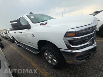 2026 Ram 2500 Big Horn Crew Cab Medium Bed - miniatura 3