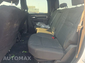 2026 Ram 2500 Big Horn Crew Cab Medium Bed - miniatura 13