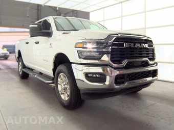 2026 Ram 2500 Big Horn Crew Cab Medium Bed - miniatura 3