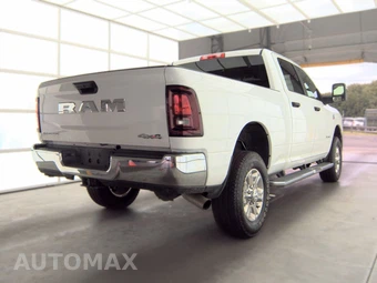 2026 Ram 2500 Big Horn Crew Cab Medium Bed - miniatura 4