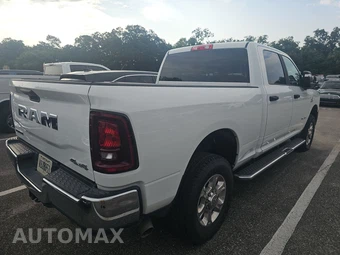 2026 Ram 2500 Big Horn Crew Cab Medium Bed - miniatura 4