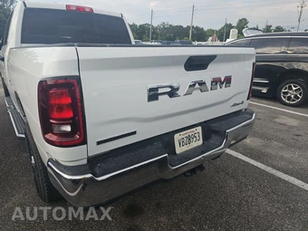 2026 Ram 2500 Big Horn Crew Cab Medium Bed - miniatura 5