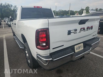 2026 Ram 2500 Big Horn Crew Cab Medium Bed - miniatura 6