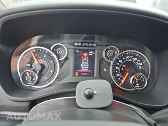 2026 Ram 2500 Big Horn Crew Cab Medium Bed – miniatura 12