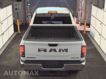 2026 Ram 2500 Big Horn Crew Cab Medium Bed – miniatura 5