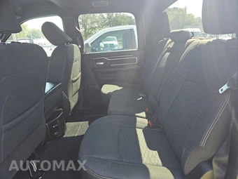 2026 Ram 2500 Big Horn Crew Cab Medium Bed - miniatura 13
