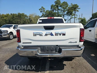 2026 Ram 2500 Big Horn Crew Cab Medium Bed - miniatura 5