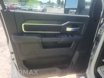 2026 Ram 2500 Big Horn Crew Cab Medium Bed – miniatura 9