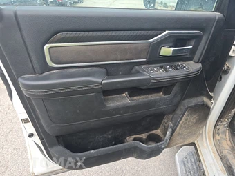 2026 Ram 2500 Big Horn Crew Cab Medium Bed – miniatura 9
