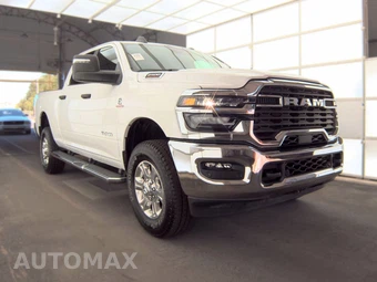 2026 Ram 2500 Big Horn Crew Cab Medium Bed – miniatura 3