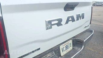 2026 Ram 2500 Big Horn Crew Cab Medium Bed – miniatura 18