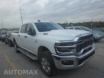 2026 Ram 2500 Big Horn Crew Cab Medium Bed – miniatura 3