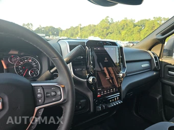 2026 Ram 2500 Big Horn Crew Cab Medium Bed - miniatura 11
