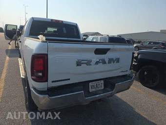 2026 Ram 2500 Big Horn Crew Cab Medium Bed - miniatura 5
