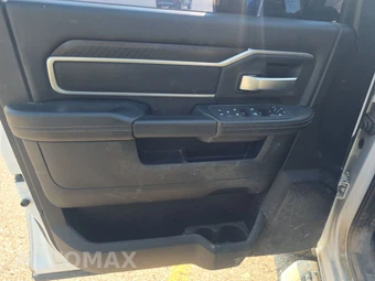 2026 Ram 2500 Big Horn Crew Cab Medium Bed - miniatura 9