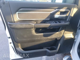 2026 Ram 2500 Big Horn Crew Cab Medium Bed - miniatura 9
