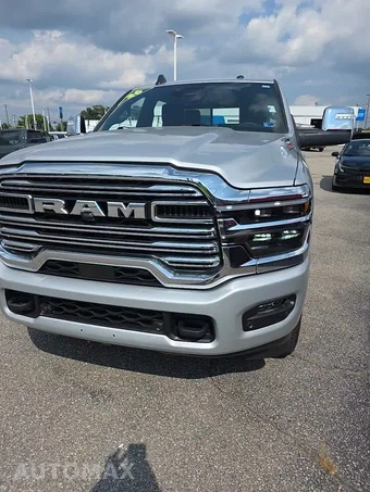 2026 Ram 2500 Laramie Crew Cab Medium Bed - miniatura 21