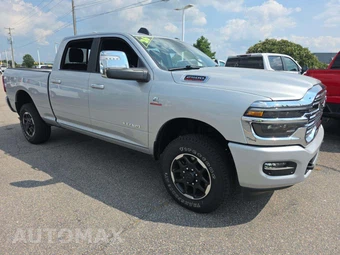 2026 Ram 2500 Laramie Crew Cab Medium Bed - miniatura 4