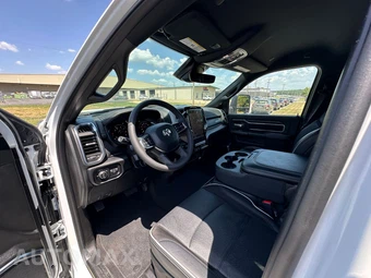 2026 Ram 2500 Laramie Crew Cab Medium Bed - miniatura 11