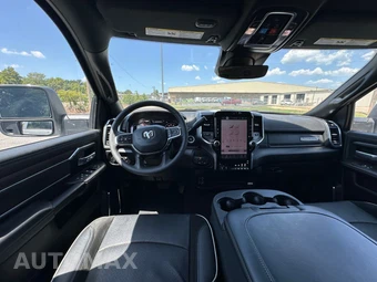 2026 Ram 2500 Laramie Crew Cab Medium Bed - miniatura 15