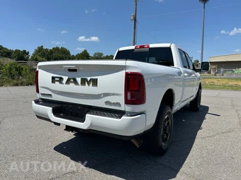 2026 Ram 2500 Laramie Crew Cab Medium Bed - miniatura 6
