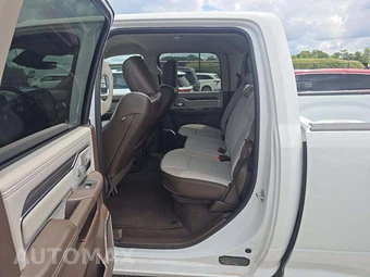 2026 Ram 2500 Laramie Crew Cab Medium Bed - miniatura 13
