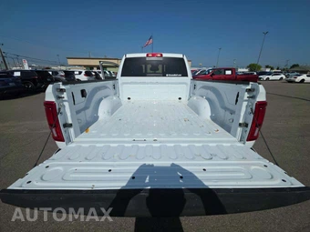 2026 Ram 2500 Laramie Crew Cab Medium Bed – miniatura 11