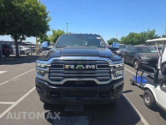 2026 Ram 2500 Laramie Crew Cab Medium Bed – miniatura 2