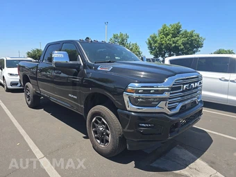 2026 Ram 2500 Laramie Crew Cab Medium Bed – miniatura 3