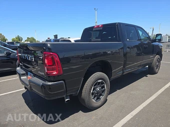 2026 Ram 2500 Laramie Crew Cab Medium Bed – miniatura 4